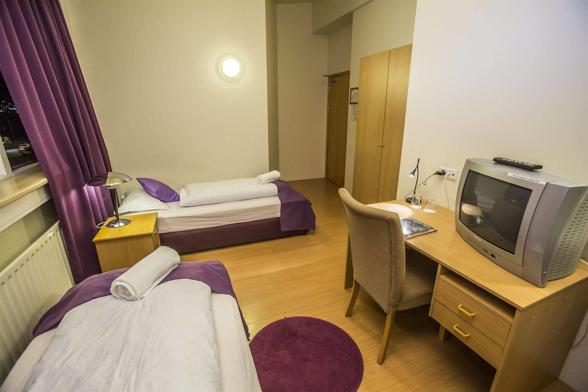 Capital-Inn Hostel Ρέυκιαβικ Εξωτερικό φωτογραφία