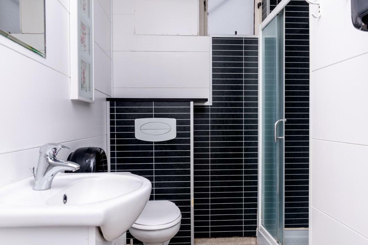 Capital-Inn Hostel Ρέυκιαβικ Εξωτερικό φωτογραφία